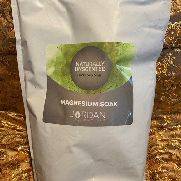 Jordan Essentials Other - WEDNESDAY SALE - WEEK 6 - Magnesium Bath Soak 32oz Unscented